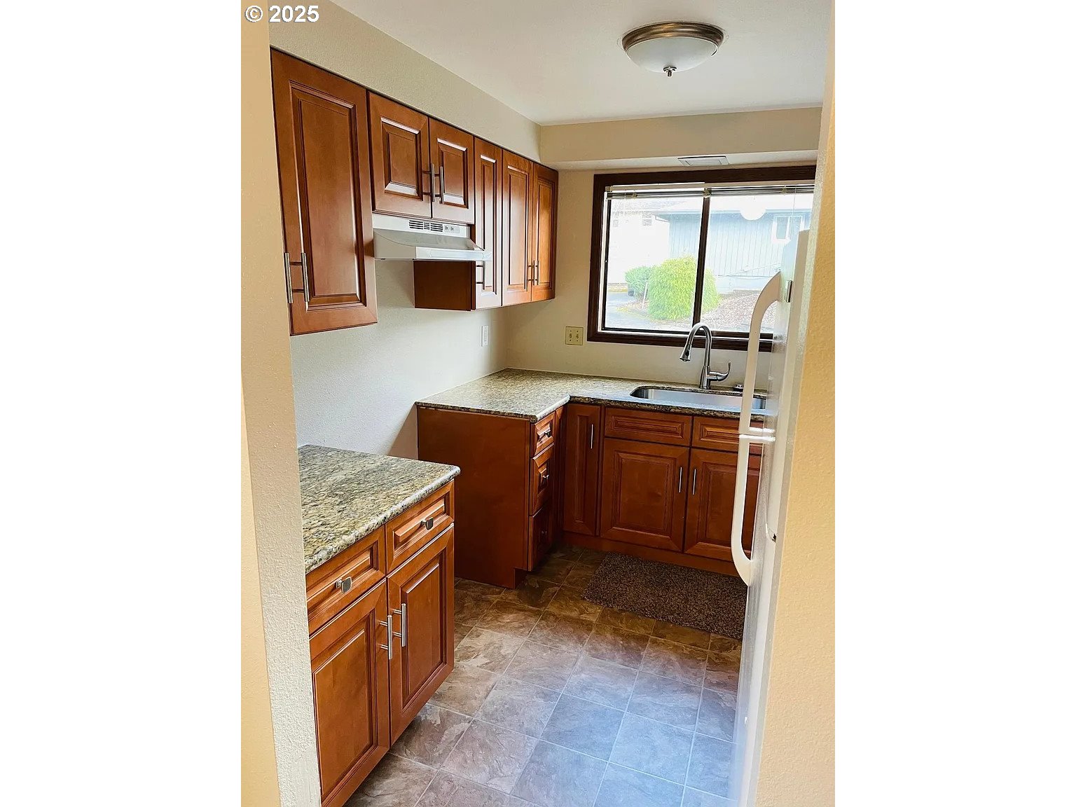 4921 Southwest 59th Avenue Portland, OR 97221 - Photo 7 of 17 Gallery Image 7
