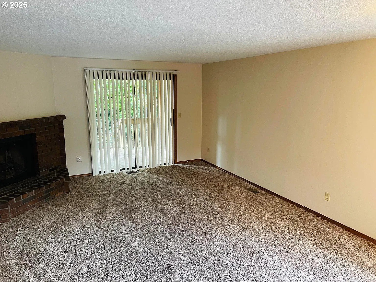 4921 Southwest 59th Avenue Portland, OR 97221 - Photo 9 of 17 Gallery Image 9