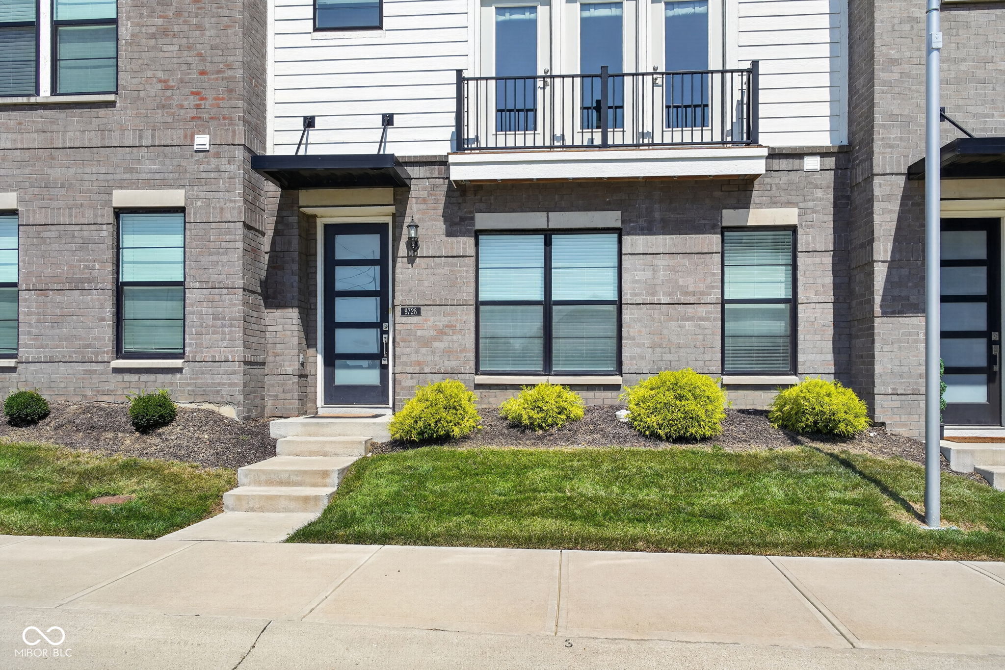 9728 Junction Station Fishers, IN 46037 - Photo 2 of 46 Gallery Image 2