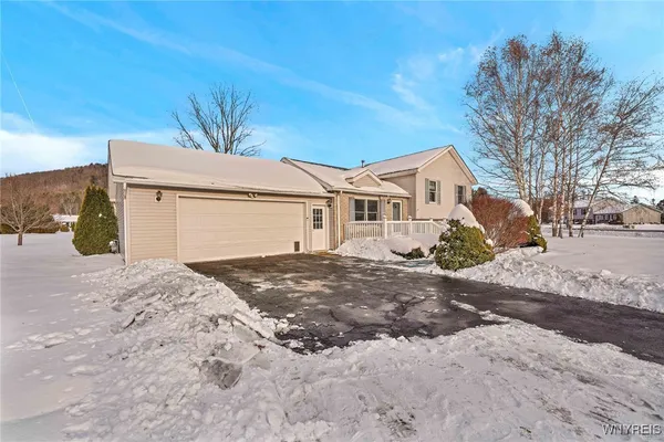 $245,000 | 10 Sunburst Lane, Allegany, NY 14706