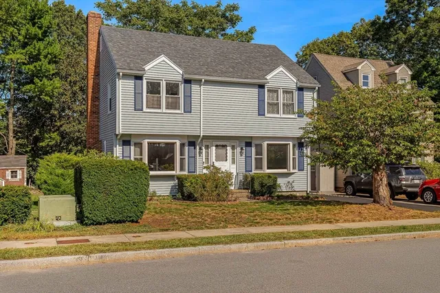 $959,000 | 12 Loyola Circle, Boston, MA 02132