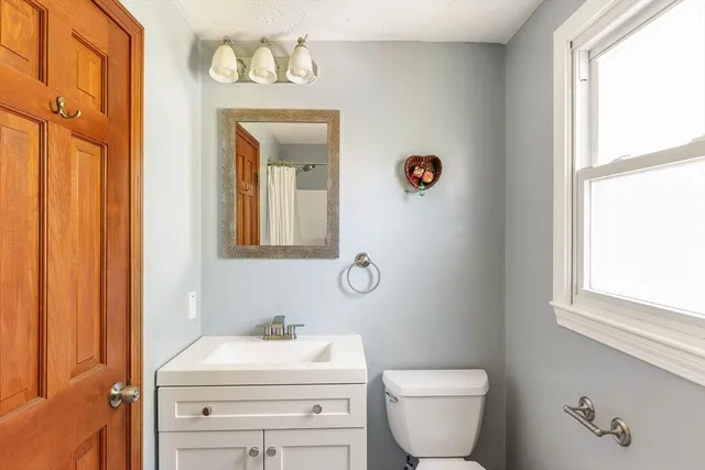 $959,000 | 12 Loyola Circle, Boston, MA 02132