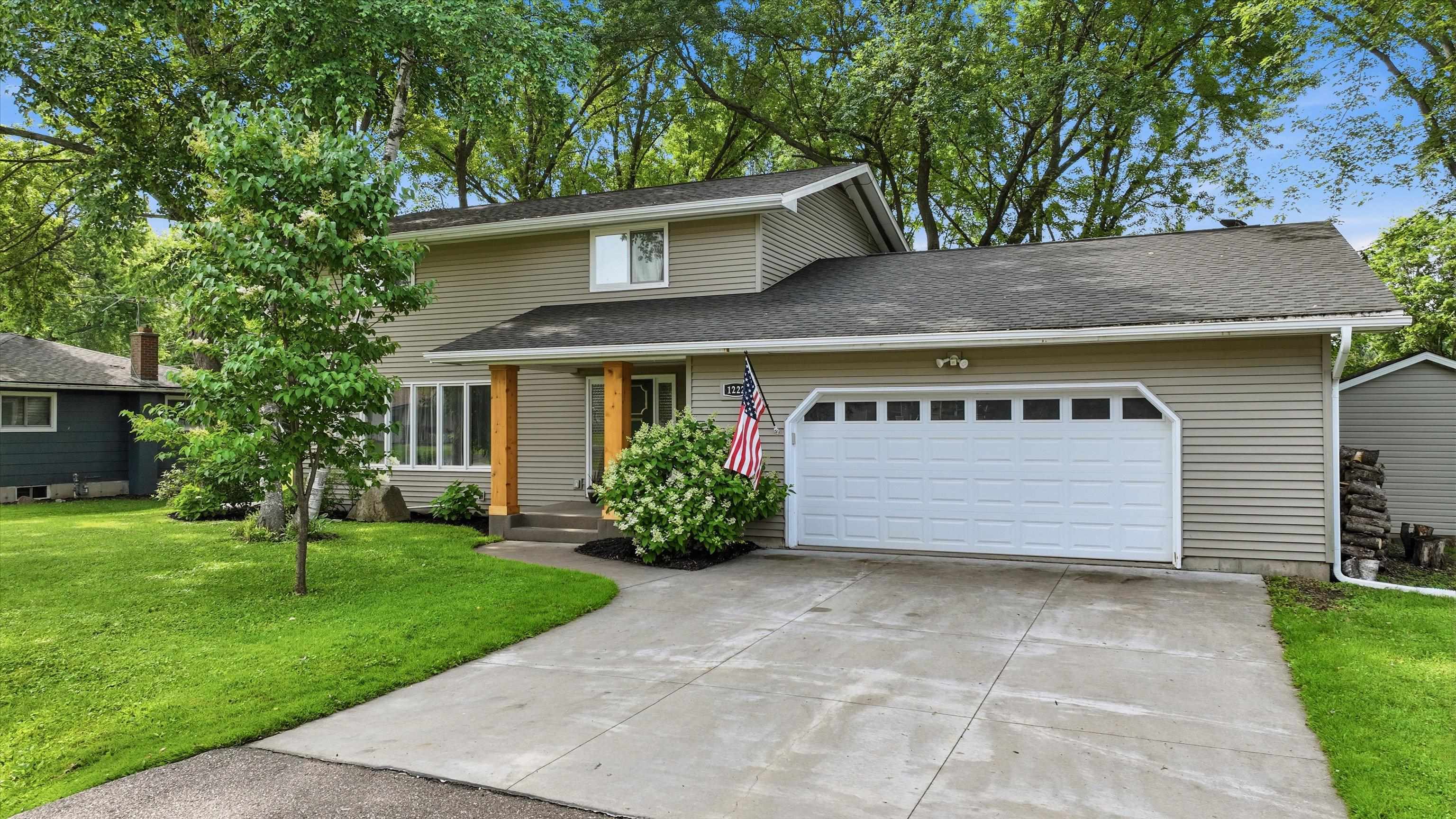 1222 East 18th Street Marshfield, WI 54449 - Photo 5 of 49