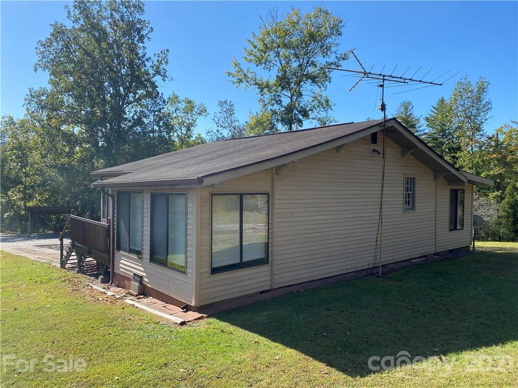 3775 Enola Road Morganton, NC 28655 - Photo 2 of 32 Gallery Image 2