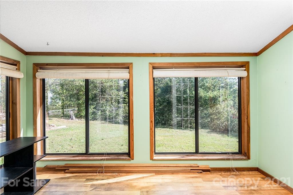 3775 Enola Road Morganton, NC 28655 - Photo 12 of 32 Gallery Image 12