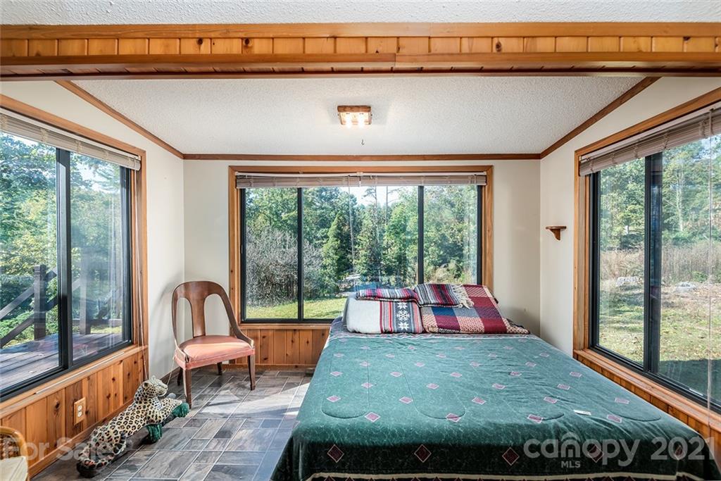 3775 Enola Road Morganton, NC 28655 - Photo 13 of 32 Gallery Image 13