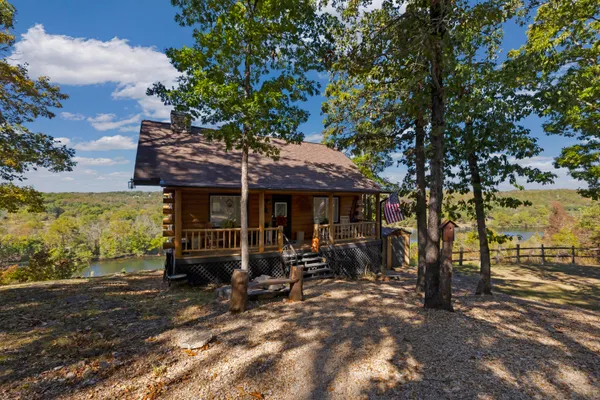 $495,000 | 206 Ella Lane, Branson, MO 65616