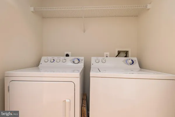 $2,150 | 12000 Market Street, Unit 173, Reston, VA 20190