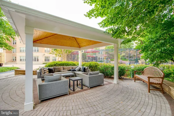 $2,150 | 12000 Market Street, Unit 173, Reston, VA 20190