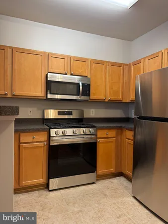 $2,150 | 12000 Market Street, Unit 173, Reston, VA 20190