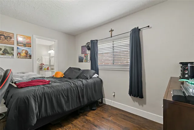 $259,900 | 1910 East Navaho Trail, Katy, TX 77449