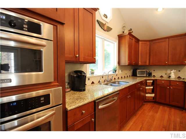 6401 Wynbrook Way Raleigh, NC 27612 - Photo 7 of 19