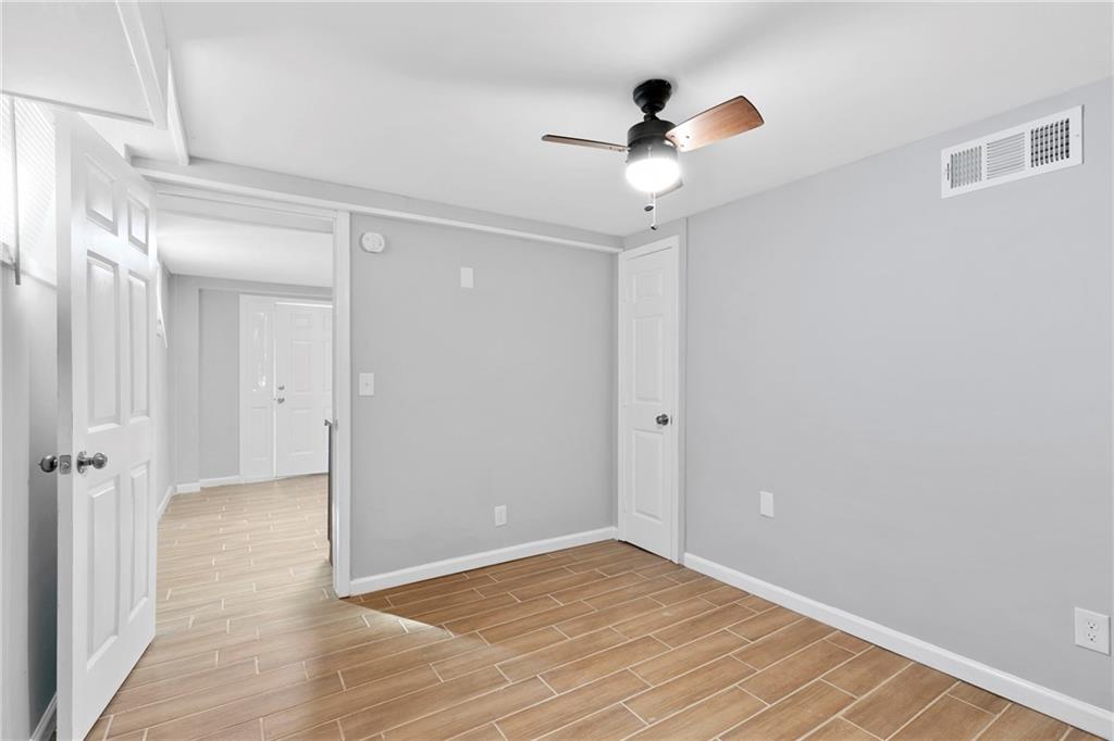 477 Fairlane Circle Northwest Atlanta, GA 30331 - Photo 11 of 39