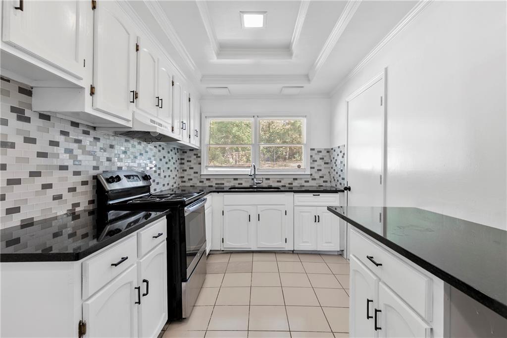 477 Fairlane Circle Northwest Atlanta, GA 30331 - Photo 22 of 39