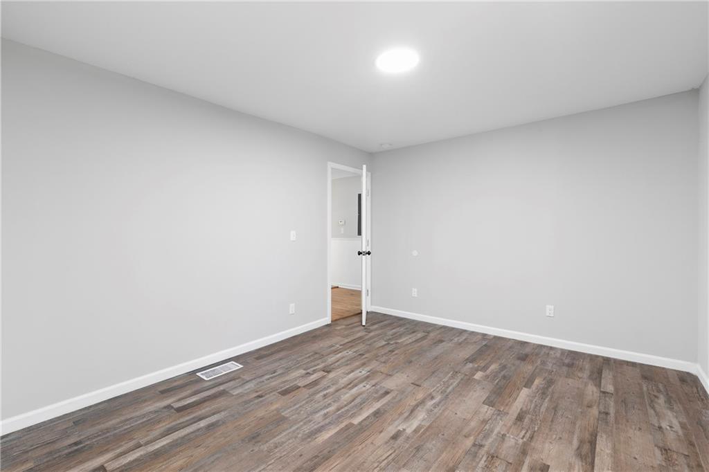 477 Fairlane Circle Northwest Atlanta, GA 30331 - Photo 23 of 39