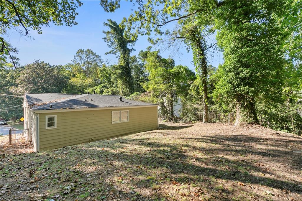 477 Fairlane Circle Northwest Atlanta, GA 30331 - Photo 32 of 39