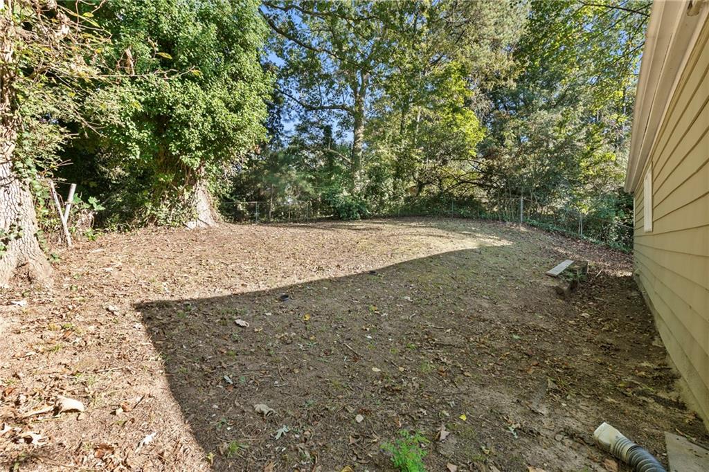 477 Fairlane Circle Northwest Atlanta, GA 30331 - Photo 33 of 39