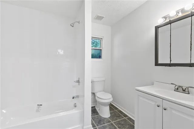 $350,000 | 477 Fairlane Circle Northwest, Atlanta, GA 30331