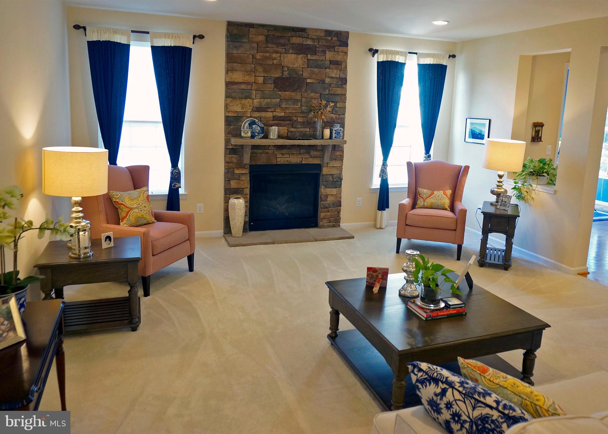 3131 Fledgling Circle Woodbridge, VA 22193 - Photo 8 of 27 Living Room