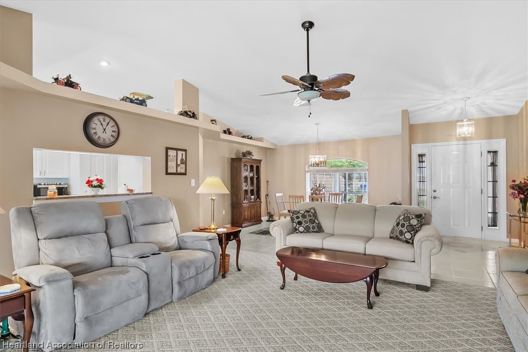 240 Tangerine Road Lake Placid, FL 33852 - Photo 8 of 50 Gallery Image 8