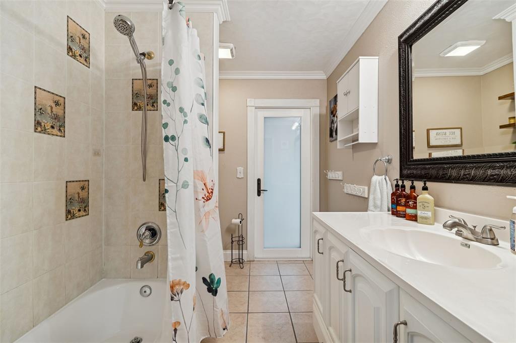 1147 Ridgecrest Court Palm Harbor, FL 34683 - Photo 31 of 72