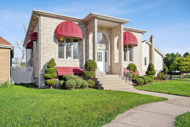 5338 State Road Burbank, IL 60459 - Photo 1 of 21 a view of a volley ball court