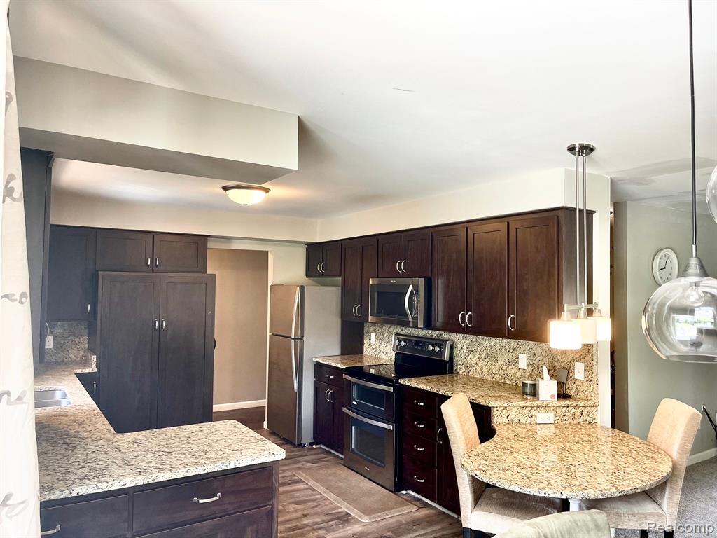 8244 South Vernon Road Durand, MI 48429 - Photo 12 of 24