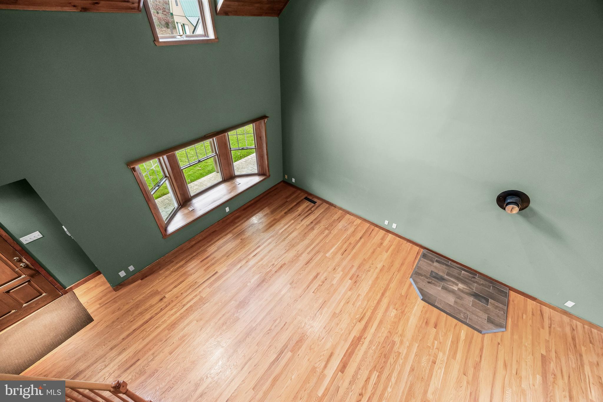 3259 Union Road Vineland, NJ 08361 - Photo 26 of 81 a view of an empty room and wooden floor