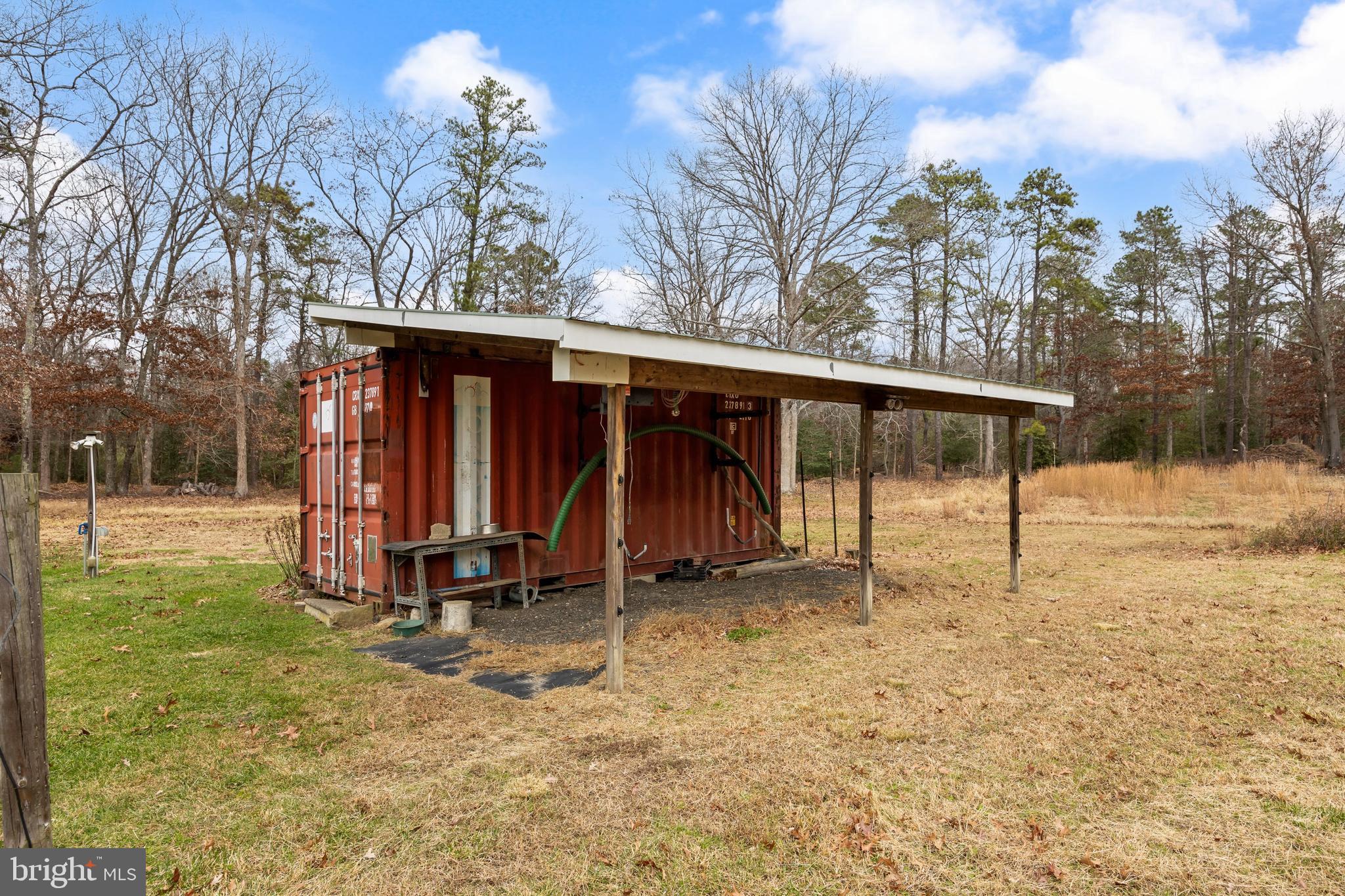 3259 Union Road Vineland, NJ 08361 - Photo 67 of 81 a view of backyard with wooden fence and a large tree