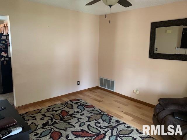 2525 Columbus Circle Springfield, IL 62703 - Photo 8 of 15