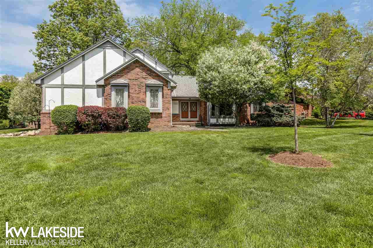 1196 Maple Leaf Drive Rochester Hills, MI 48309 - Photo 1 of 26