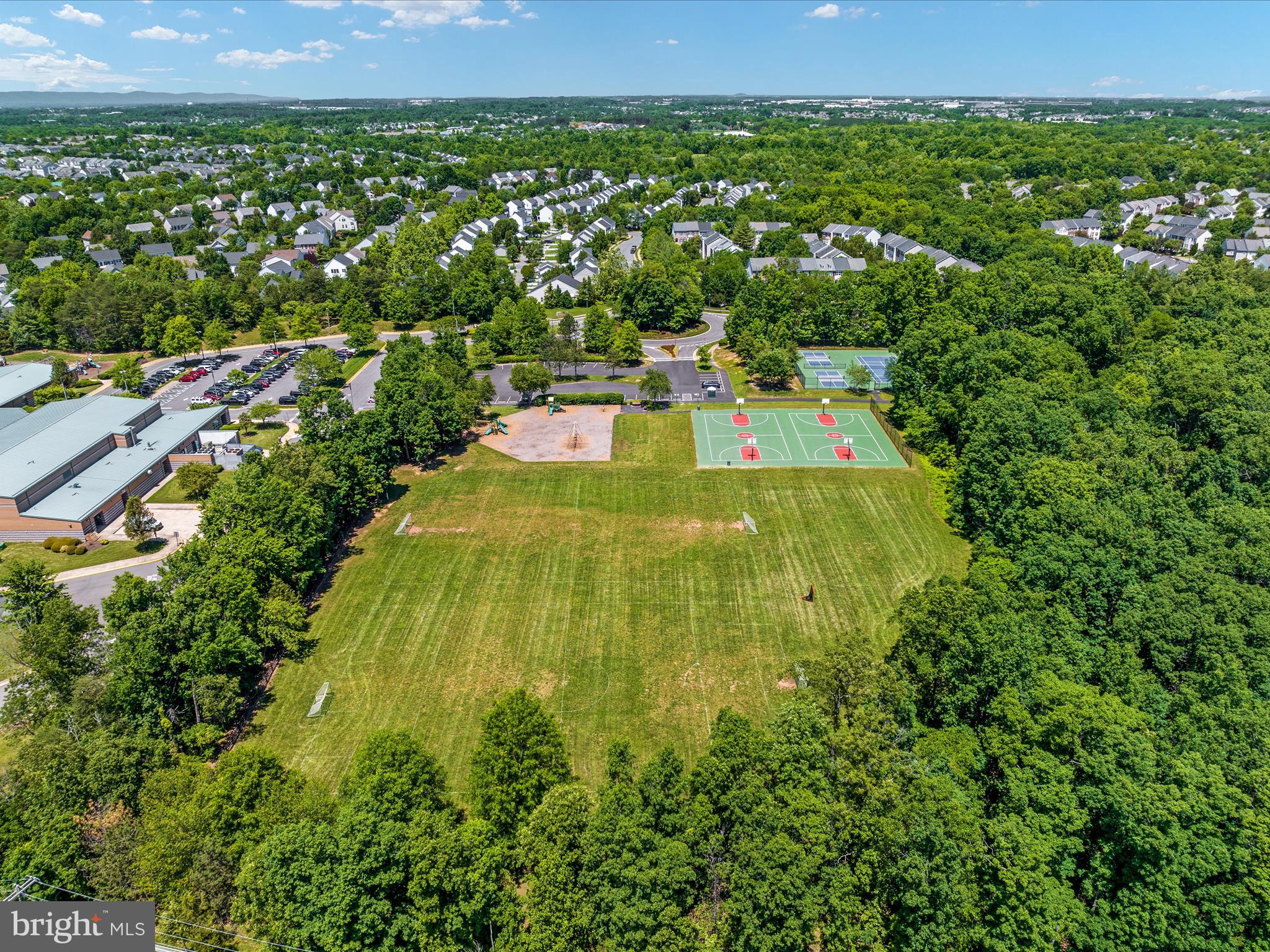 12613 Garry Glen Drive Bristow, VA 20136 - Photo 57 of 67 Braemar Amenities