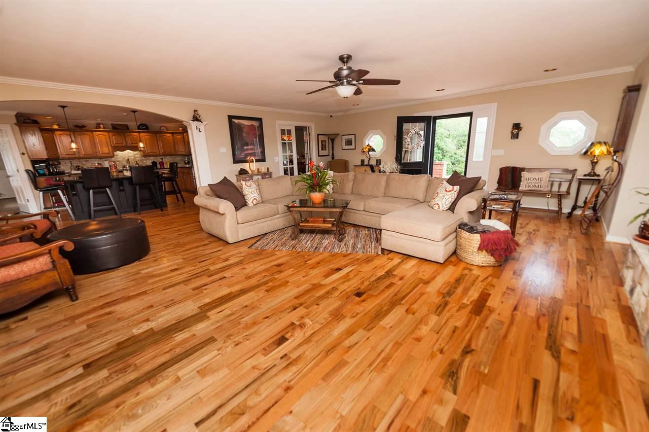 135 Grandview Drive Inman, SC 29349 - Photo 7 of 27