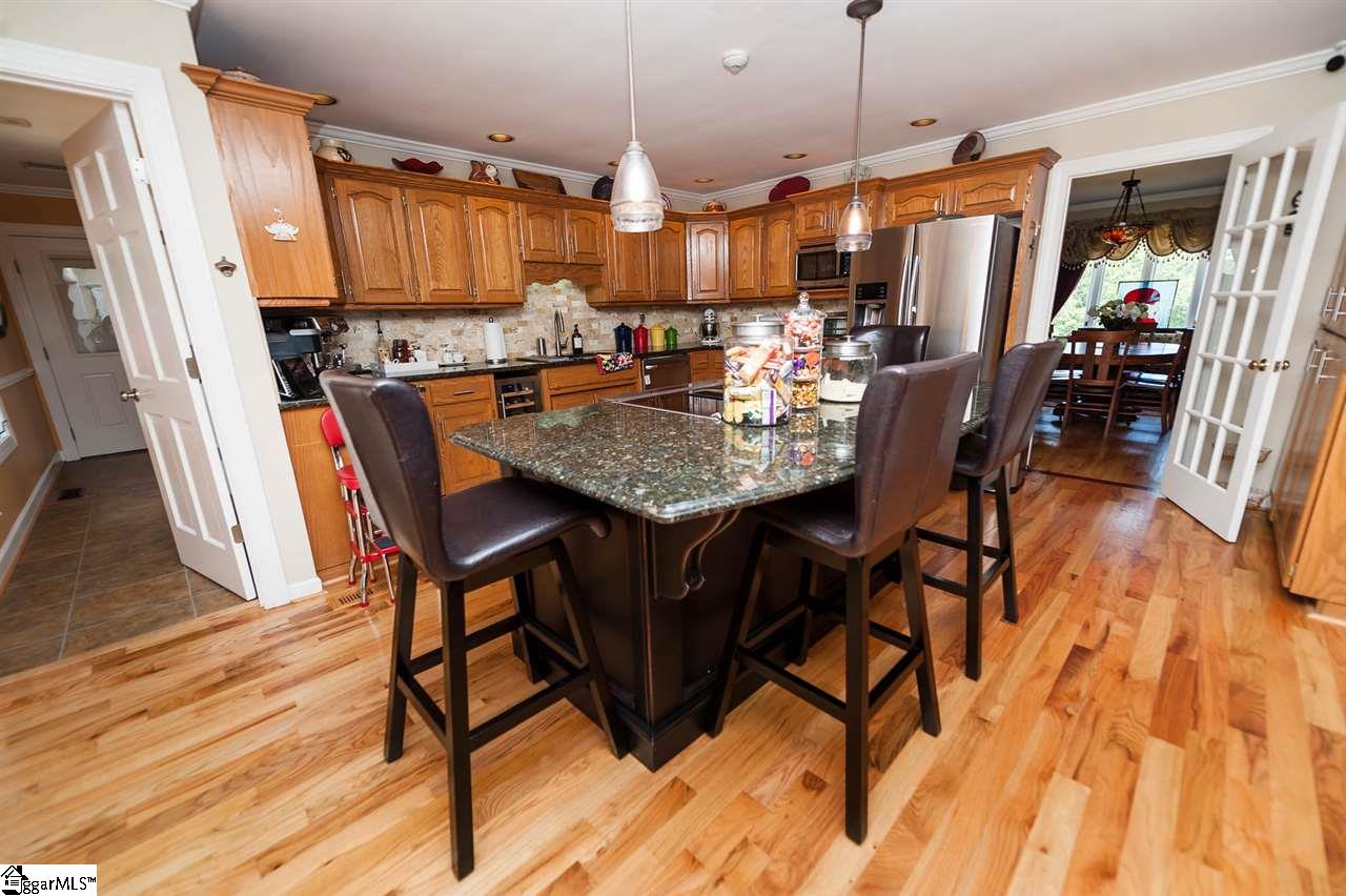 135 Grandview Drive Inman, SC 29349 - Photo 8 of 27