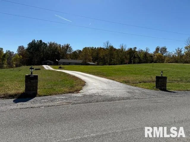 $224,500 | 22145 Old Delta Mine Road, Marion, IL 62959