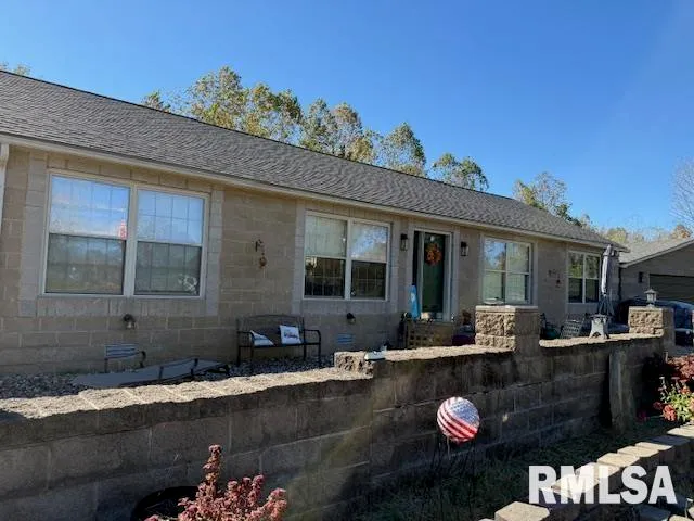 $224,500 | 22145 Old Delta Mine Road, Marion, IL 62959