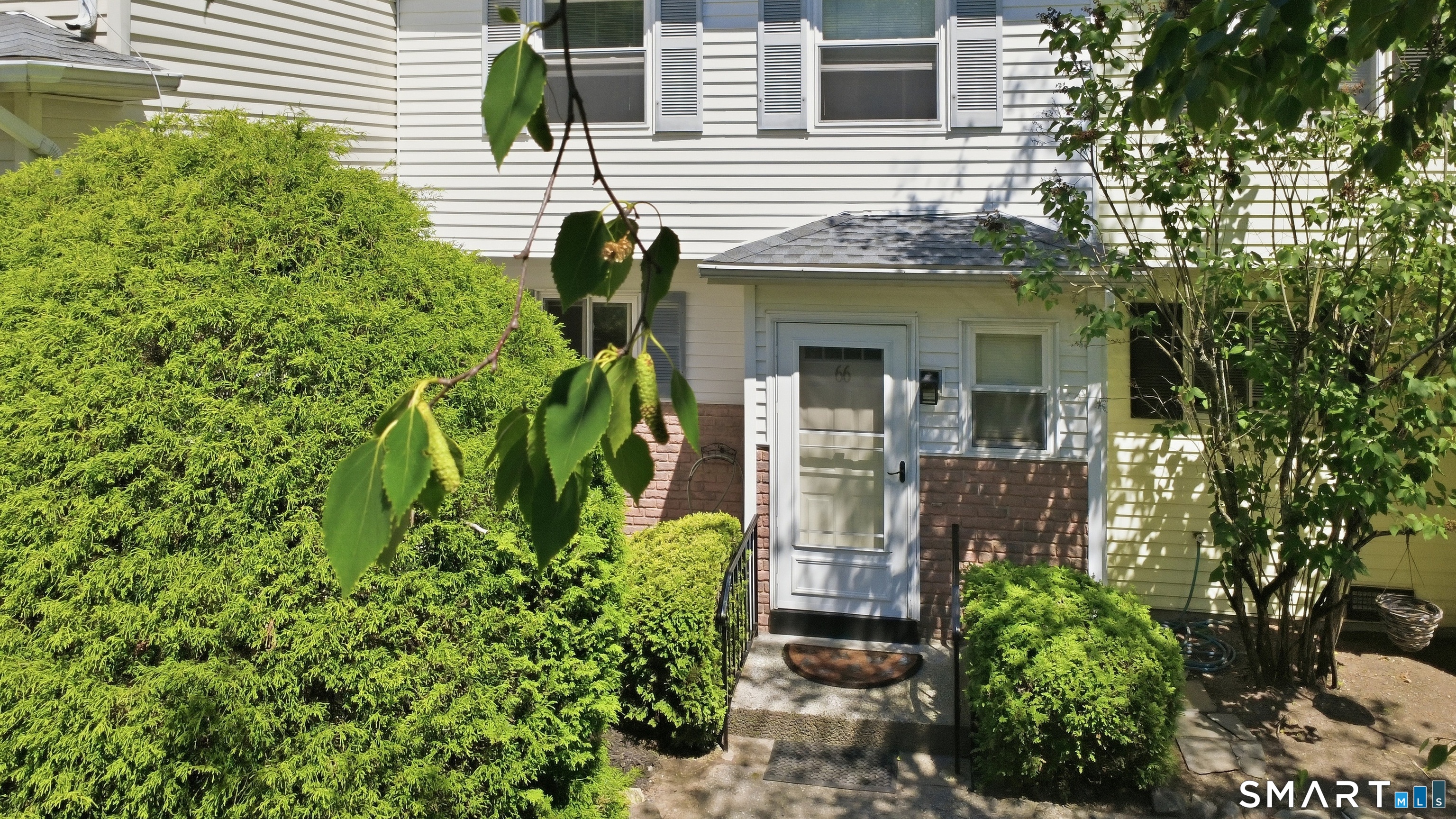 25 Padanaram Road, Unit 66 Danbury, CT 06811 - Photo 2 of 19