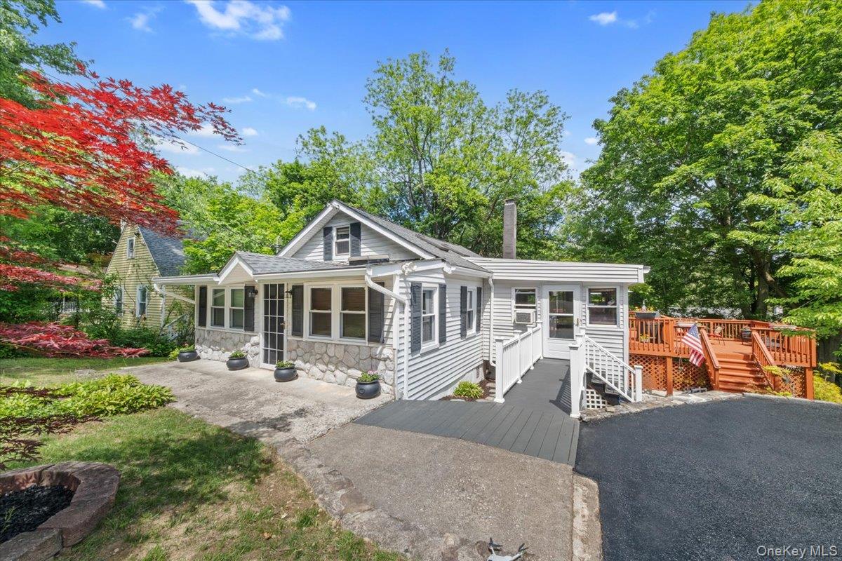 118 Hewitt Street Lake Peekskill, NY 10537 - Photo 1 of 48