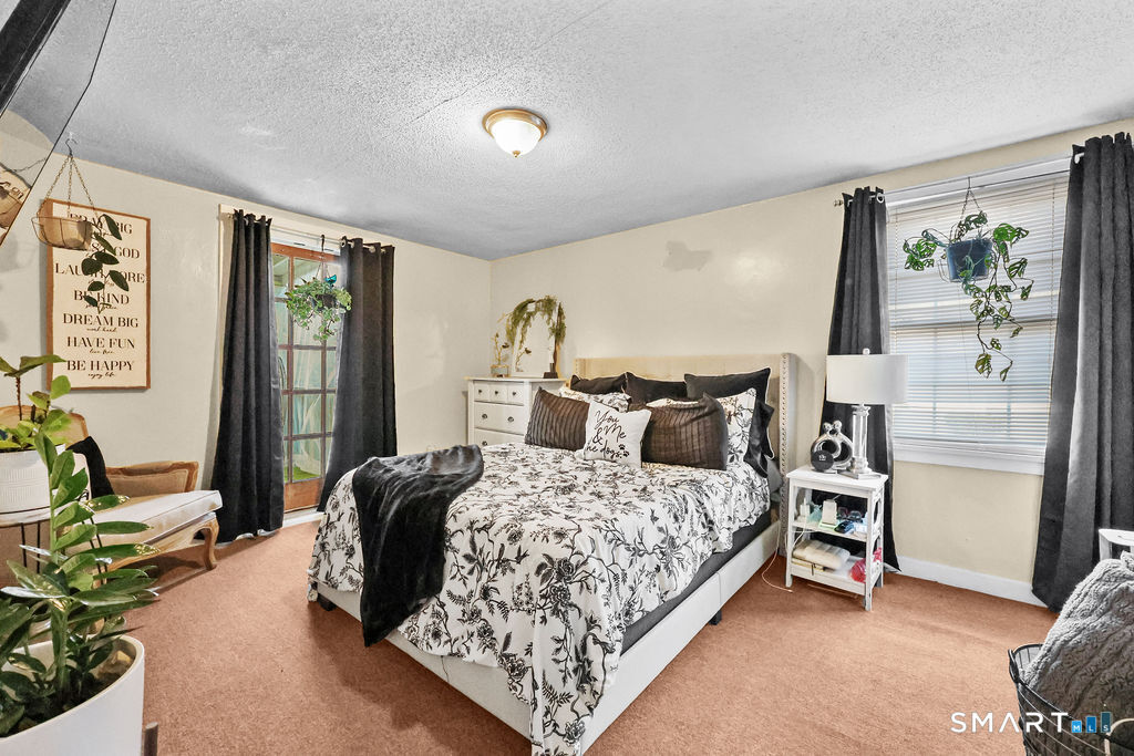 4 Hilltop Road New Haven, CT 06515 - Photo 15 of 39