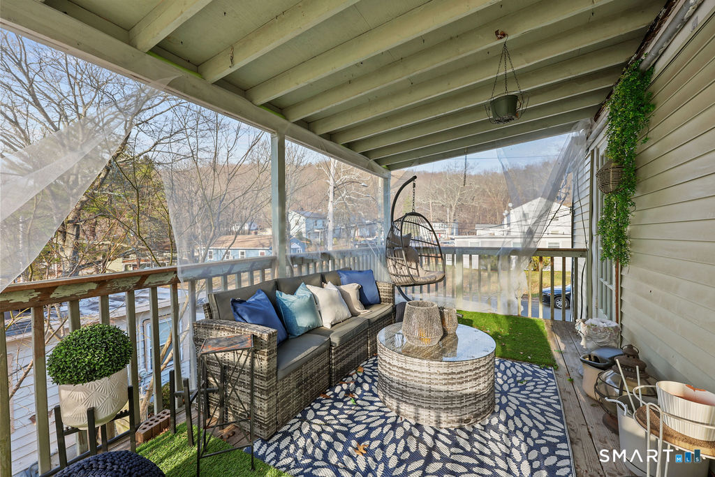 4 Hilltop Road New Haven, CT 06515 - Photo 16 of 39