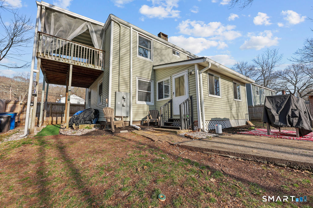 4 Hilltop Road New Haven, CT 06515 - Photo 17 of 39