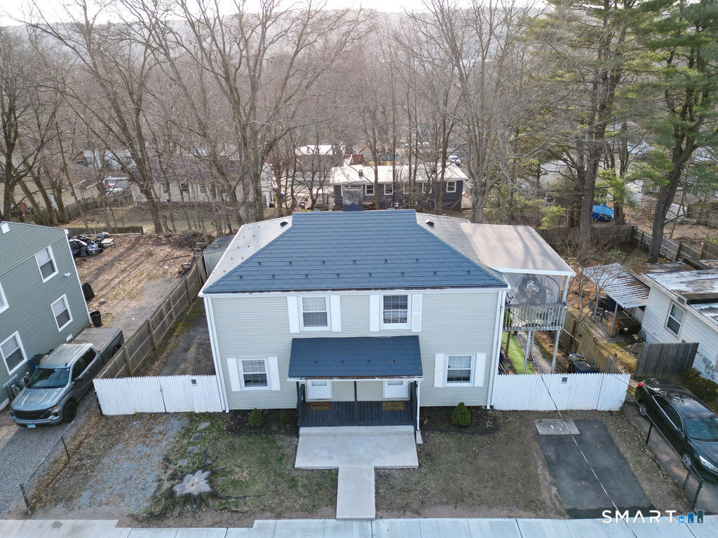 4 Hilltop Road New Haven, CT 06515 - Photo 2 of 39