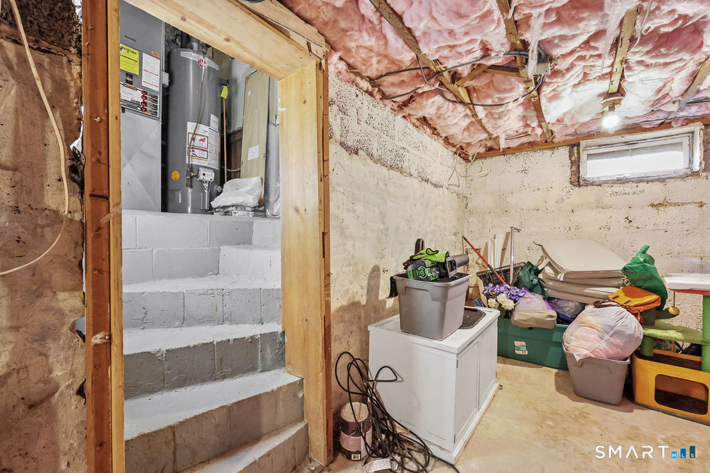 4 Hilltop Road New Haven, CT 06515 - Photo 28 of 39