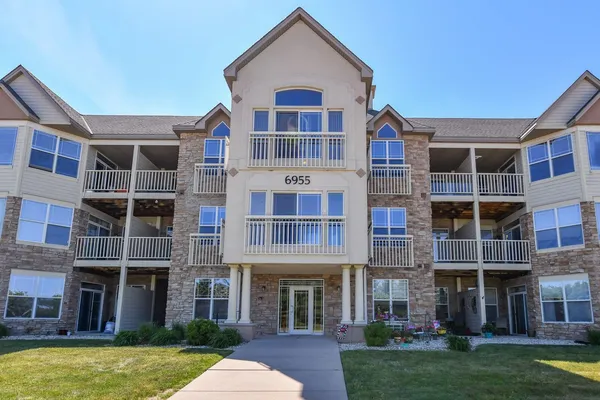 $244,000 | 6955 South Riverwood Boulevard, Unit 211, Franklin, WI 53132