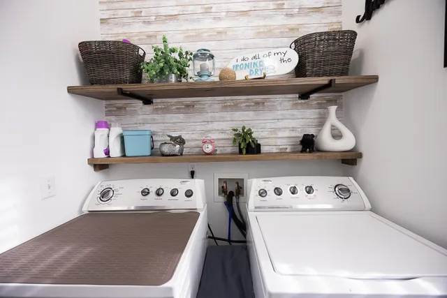 $910,000 | 2185 Tall Grass Circle, Mount Pleasant, SC 29466