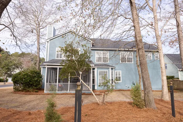 $910,000 | 2185 Tall Grass Circle, Mount Pleasant, SC 29466