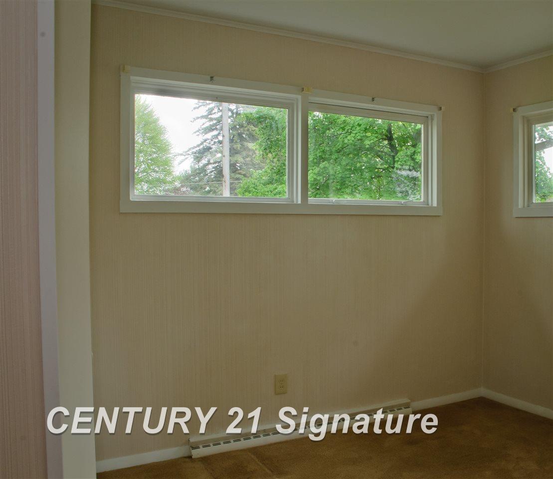 3633 North Thomas Road Freeland, MI 48623 - Photo 9 of 12 Gallery Image 9