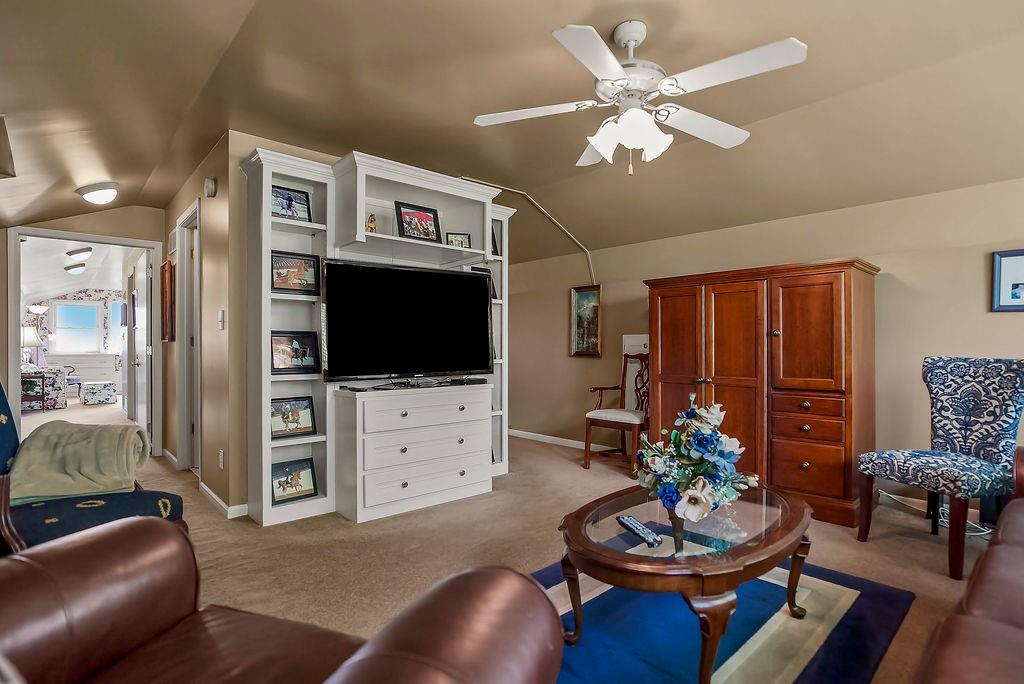 5973 Ogg Road Shawnee, KS 66218 - Photo 42 of 63