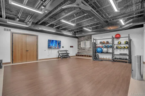 $525,000 | 220 South Vandriver Way, Aurora, CO 80018