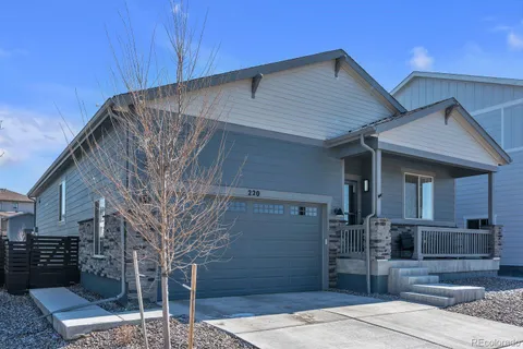 $525,000 | 220 South Vandriver Way, Aurora, CO 80018